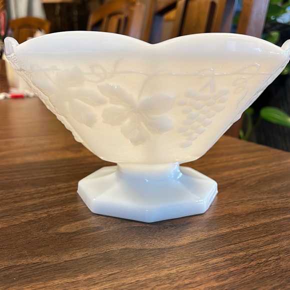 Dining Vintage Pedestal Milk Glass Bowl Poshmark